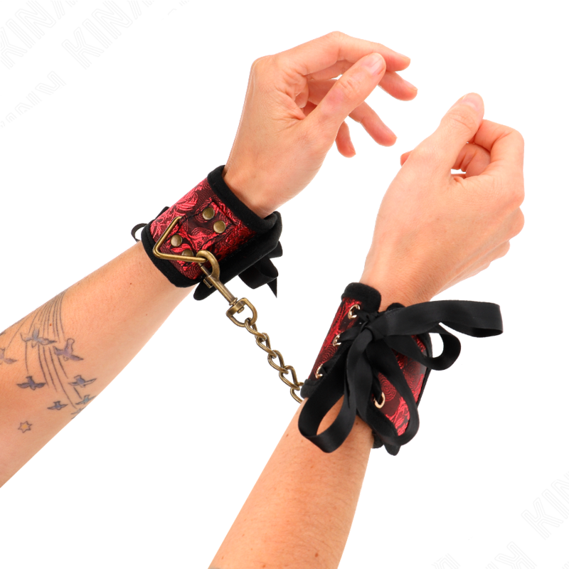 KINK - SCANDAL WRIST RESTRAINTS RED-BLACK LACE DETAILS 24.5 CM X 6.5 CM - slika 3