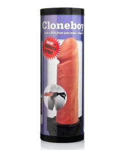 CLONEBOY DILDO S POSTORJEM S PASOVI